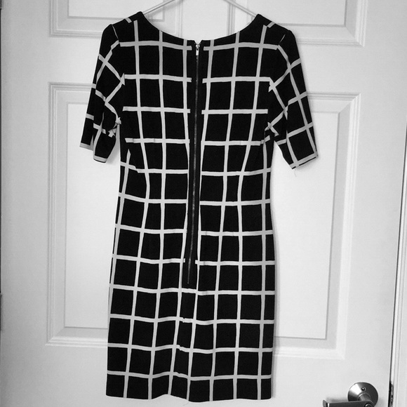 Black-white checkered midi zip-up dress - Picture 2 of 2